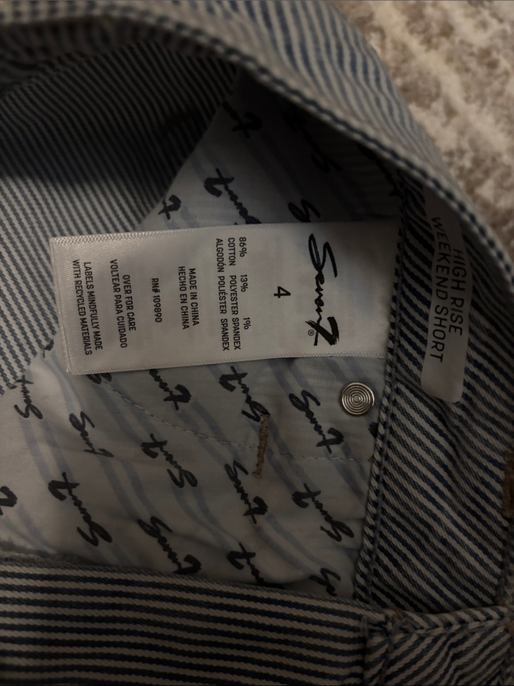 Seven7 Women's Blue Pinstriped Jean Shorts - Picture 3 of 4